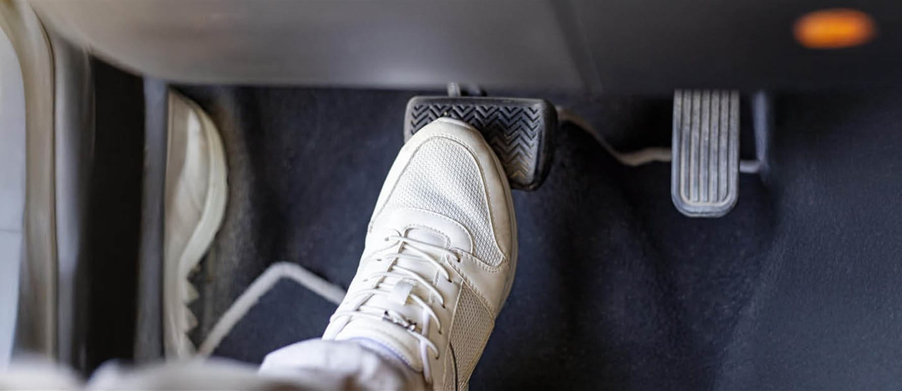 Shoe on car brake Shoe on car brake