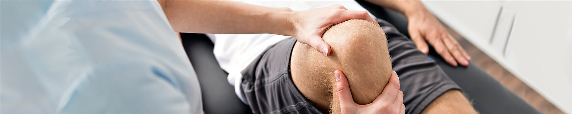 Esame medico di un ginocchio Esame medico di un ginocchio